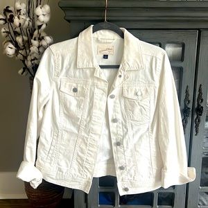 Universal Thread White Jean Jacket Size Small